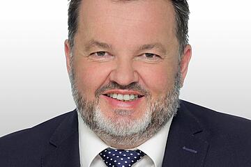 Chefarzt der Abteilung für Anästhesiologie Faltlhauser