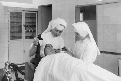 Historische Behandlung in der Klinik Vincentinum