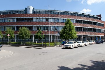 Außenansicht der Klinik Vincentinum